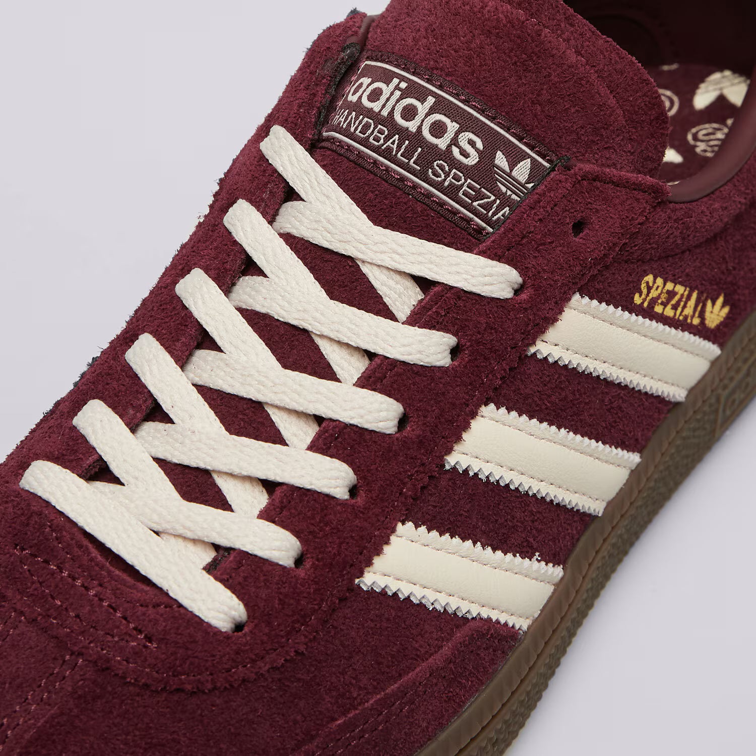 adidas Handball Spezial
Maroon Off White Gum 