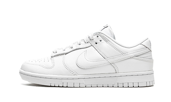 Dunk Low Triple White (2021) - DD1503-109