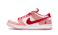 Nike SB Dunk Low StrangeLove