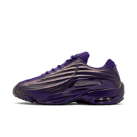 Hot Step 2 NOCTA Eggplant zijaanzicht, paarse sneaker met zwarte strepen en glanzende zool