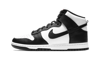 Nike Dunk High Black White, zijaanzicht met zwart-wit kleurverdeling en Nike Swoosh logo